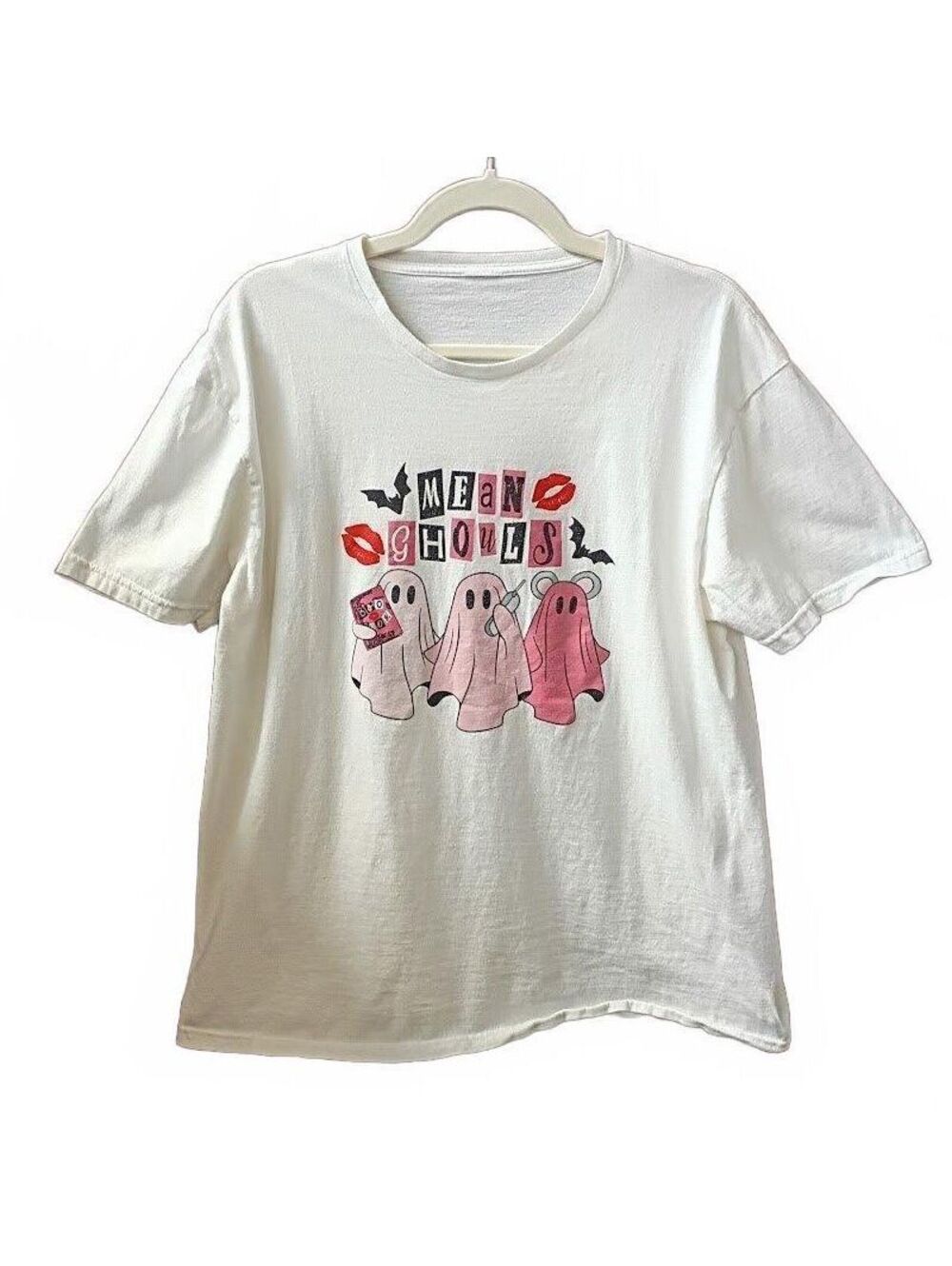 White Graphic T-Shirt with Pink Ghosts and 'Mean Ghosts' Print Size L